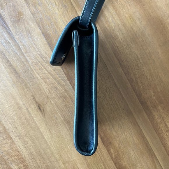 Gucci GG Embossed Mini Bag - Picture 3 of 5